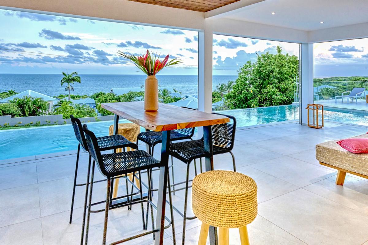 54.Location villa de luxe piscine vue mer Ste Anne Guadeloupe_Terrasse